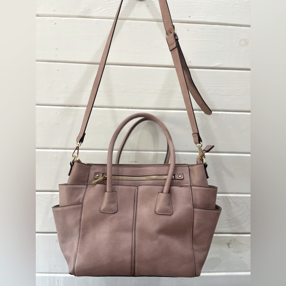 Women’s pink Charming Charlie purse